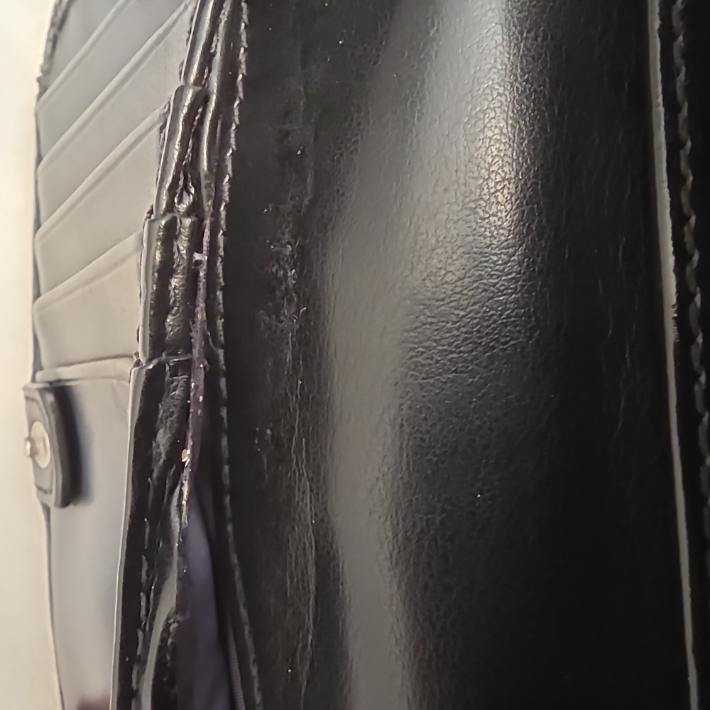 Coach Black Signature Wallet - Picture 6 of 7